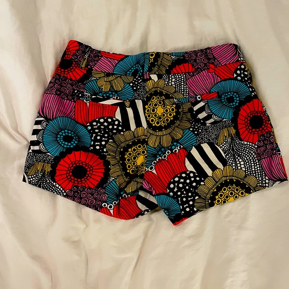 Banana Republic marimekko collection colorful floral shorts size 0 - Picture 4 of 4